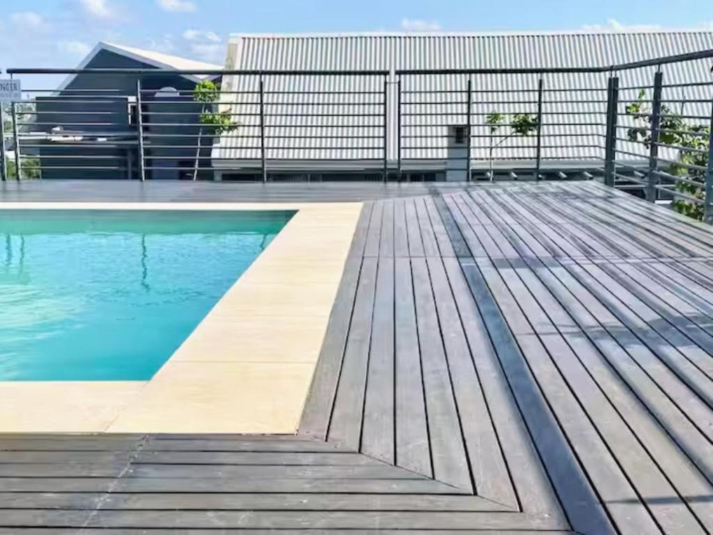 Pristine King Size Bed Apartment In Secure Complex Durban Exterior photo